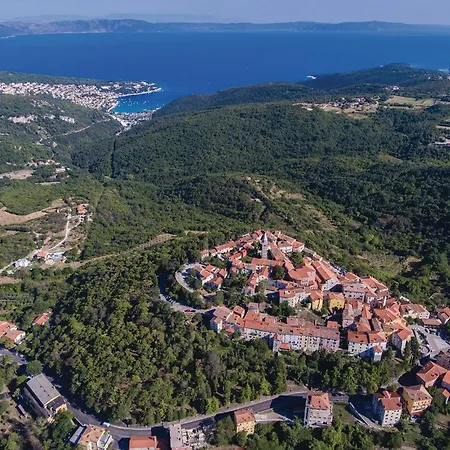 1 Bedroom Cozy In * Rabac